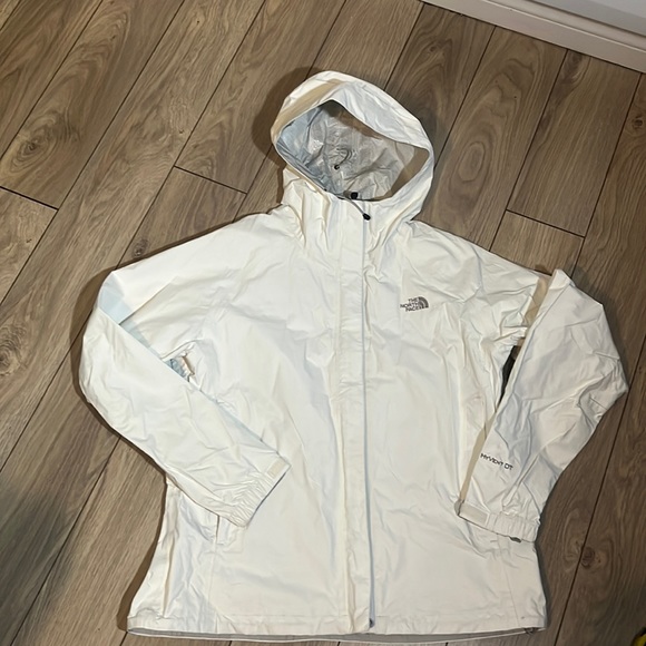 North Face Hyvent DT Jacket - Picture 1 of 8